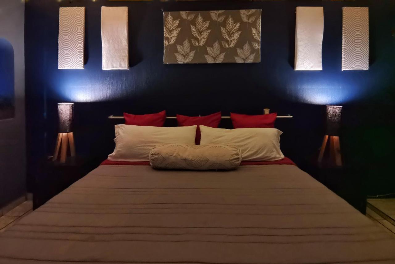 Hotel Boutique Charlotte Arandas エクステリア 写真