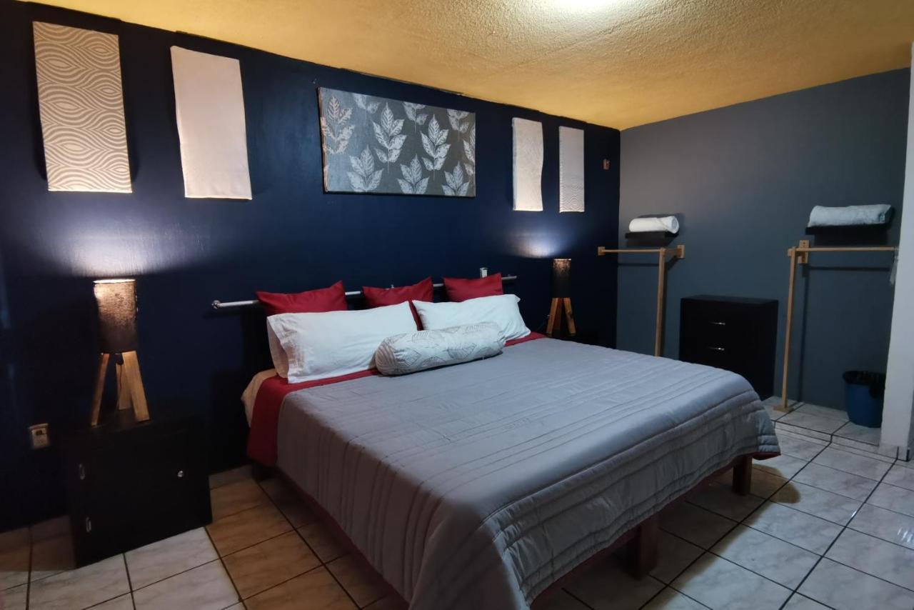 Hotel Boutique Charlotte Arandas エクステリア 写真