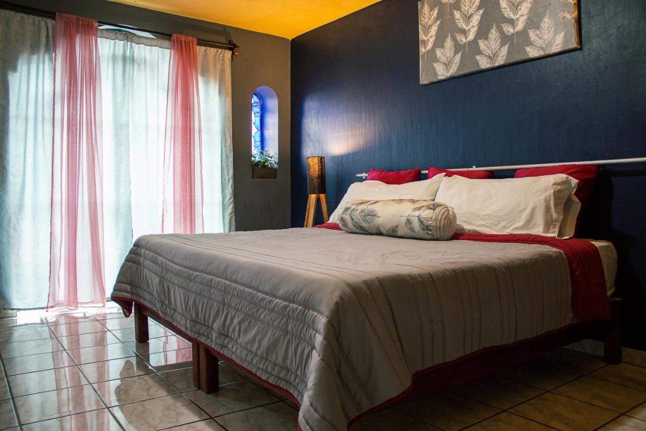 Hotel Boutique Charlotte Arandas エクステリア 写真