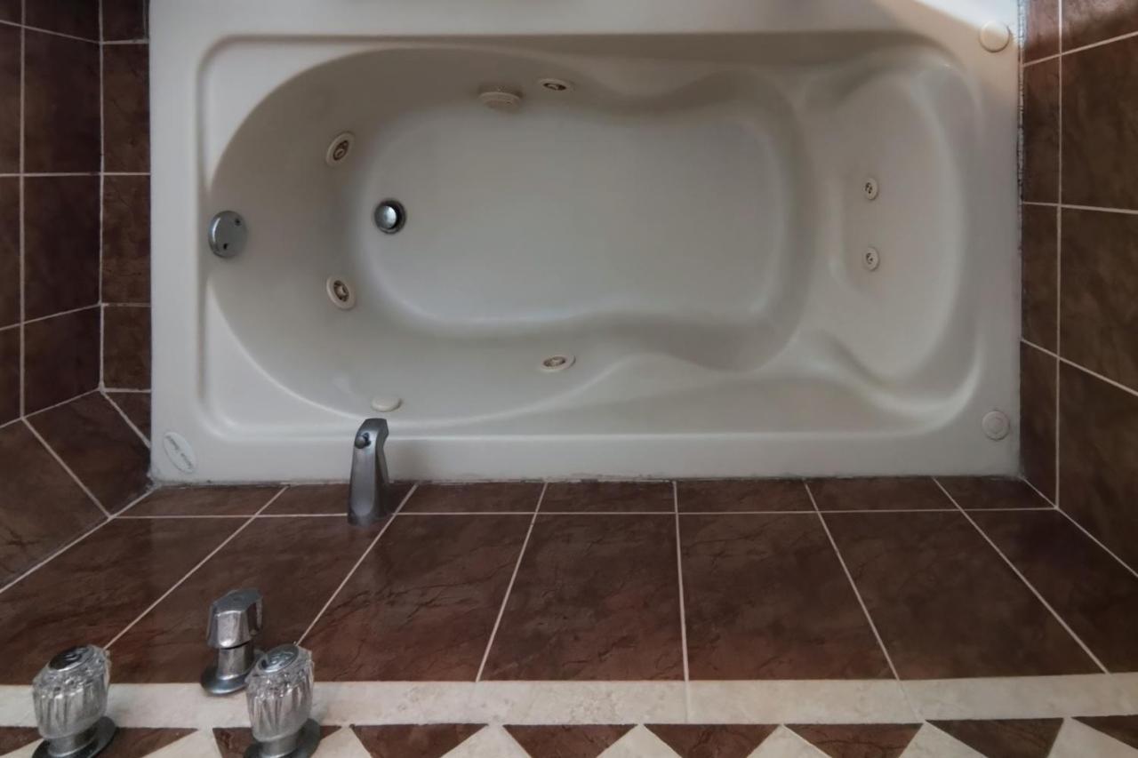 Hotel Boutique Charlotte Arandas エクステリア 写真