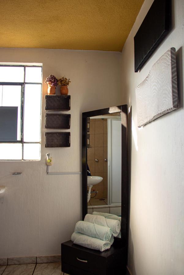 Hotel Boutique Charlotte Arandas エクステリア 写真