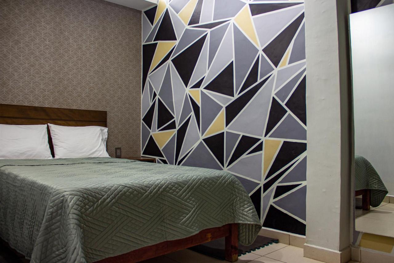 Hotel Boutique Charlotte Arandas エクステリア 写真