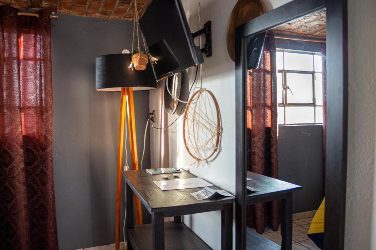 Hotel Boutique Charlotte Arandas エクステリア 写真