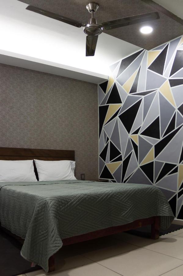 Hotel Boutique Charlotte Arandas エクステリア 写真