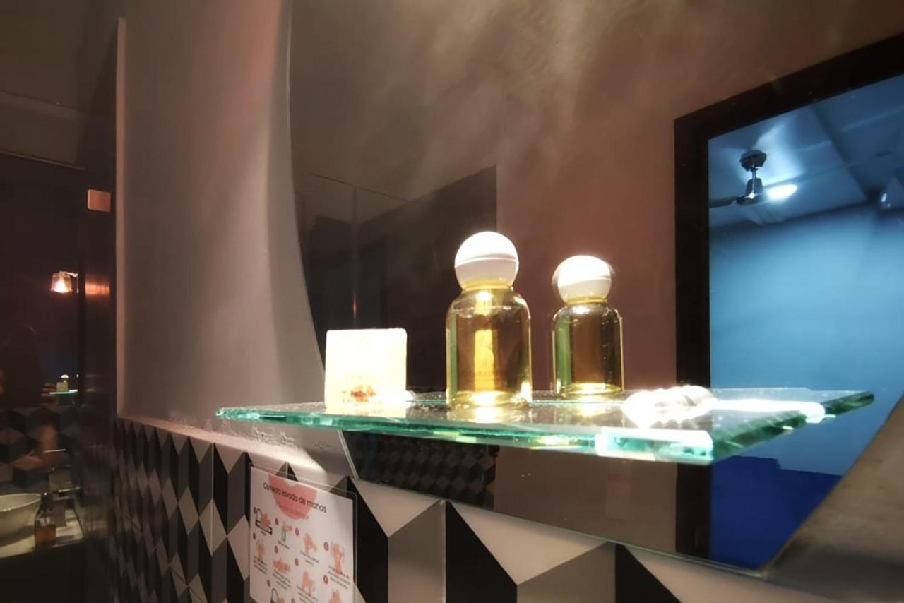 Hotel Boutique Charlotte Arandas エクステリア 写真